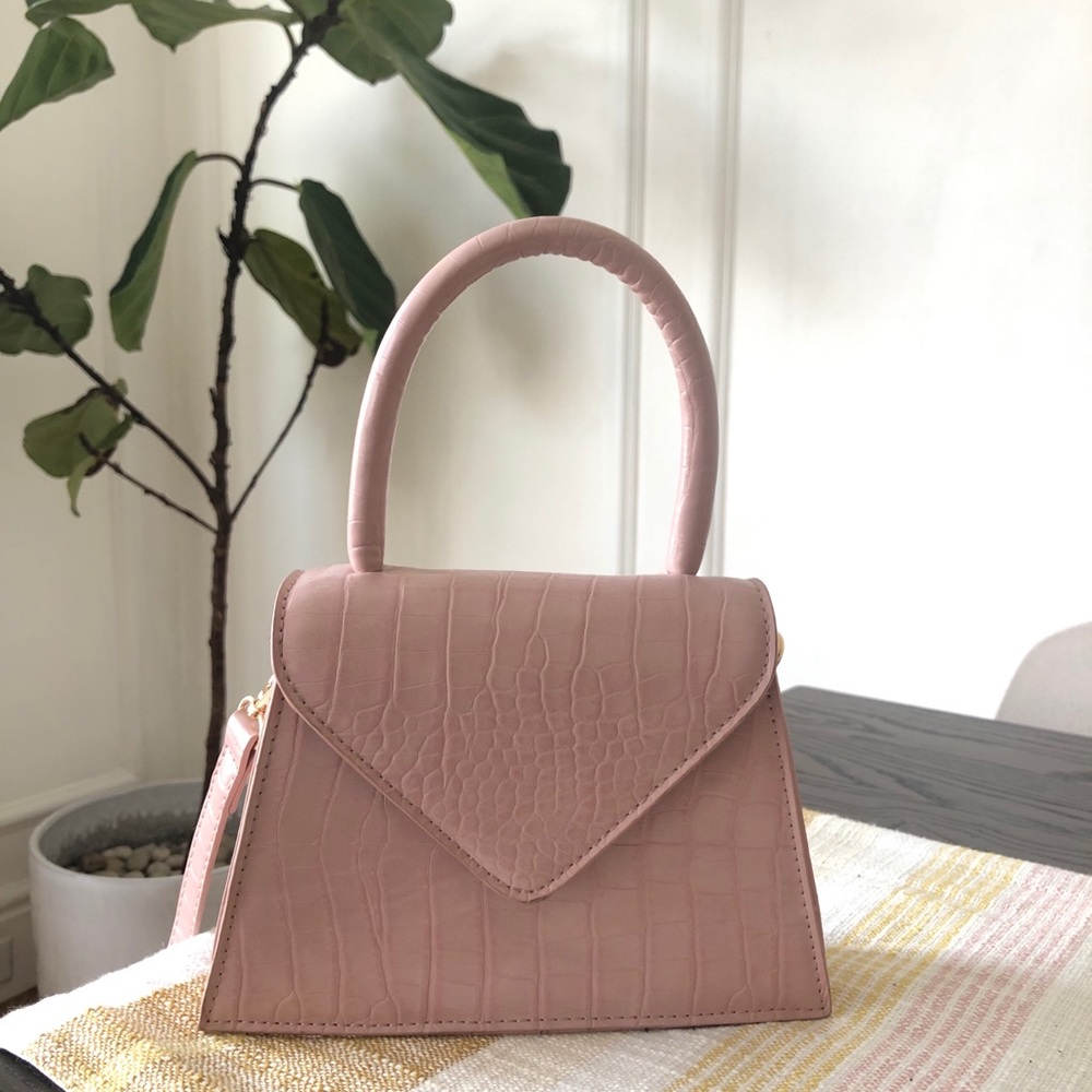 Pink Croc Purse 👛